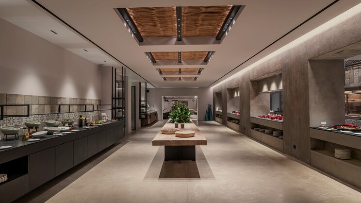 Minos Beach Art Hotel